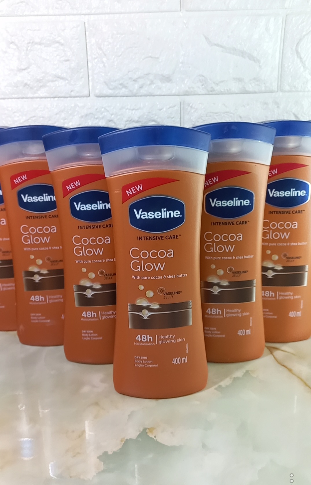 لوسیون بدن وازلین با رایحه شکلاتی و ابرسانی خیلی بالا